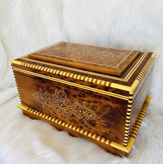 Vintage Jewelry Box Organizer with key decorative box