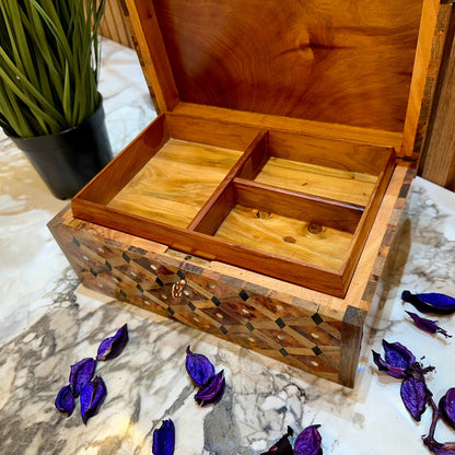 Jewelry Gift Box organizer with key Vintage Jewelry Box